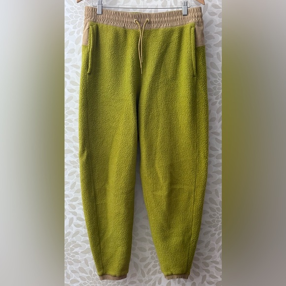 allbirds Pants - Allbirds Women’s M Hazy Lime Beige Fluff Fleece Pants Jogger Sweatpants